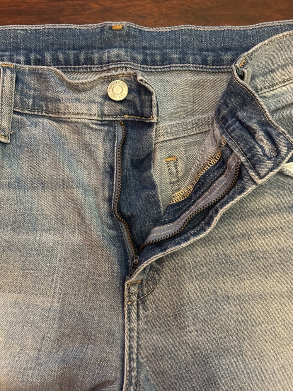 GAP Girlfriend Jeans Mid Rise Distressed Size 31/12L - Picture 5 of 11